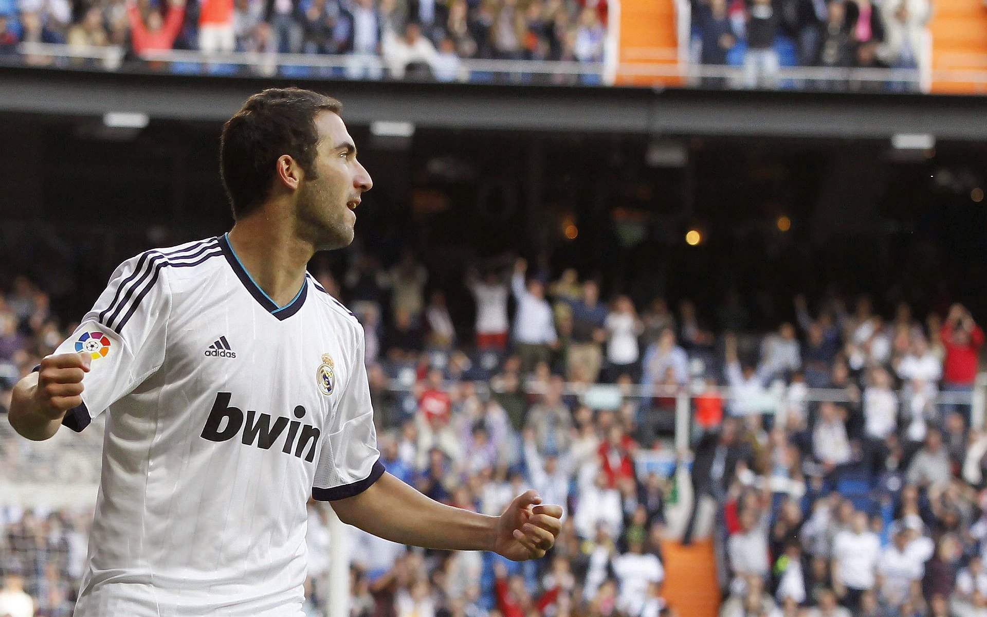 九游网页版官网-拜仁慕尼黑新援融入球队，助力德甲争冠