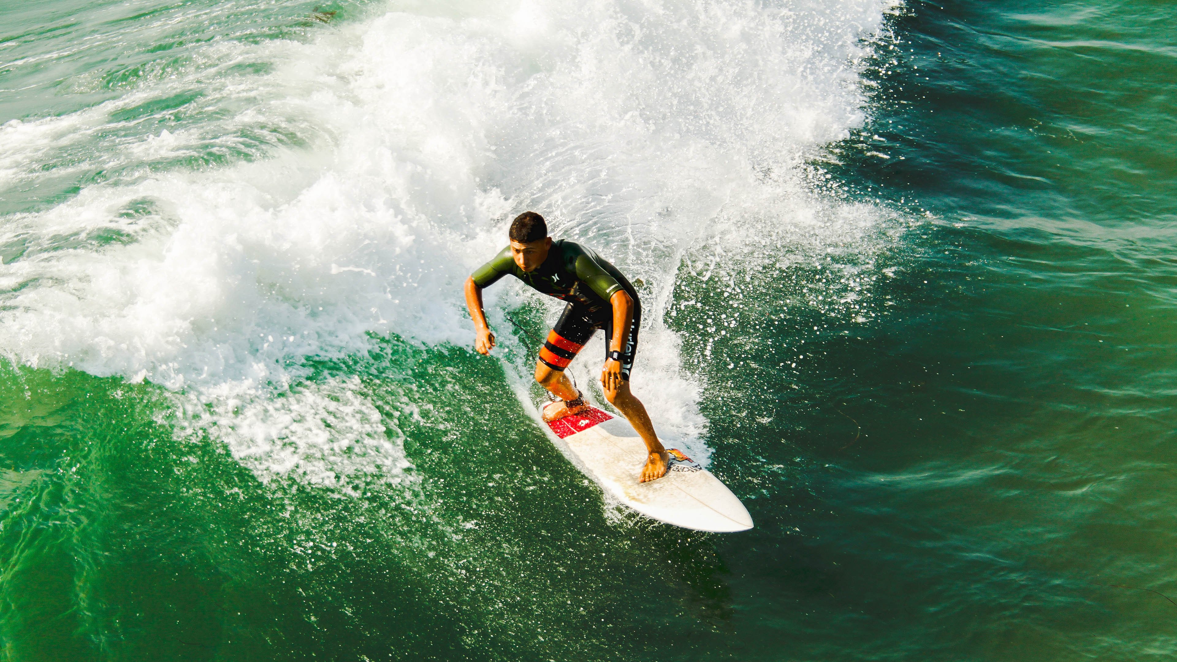 九游网-线上青少年足球技能竞赛吸引广泛关注，激发青少年运动兴趣，青少年足球培训app